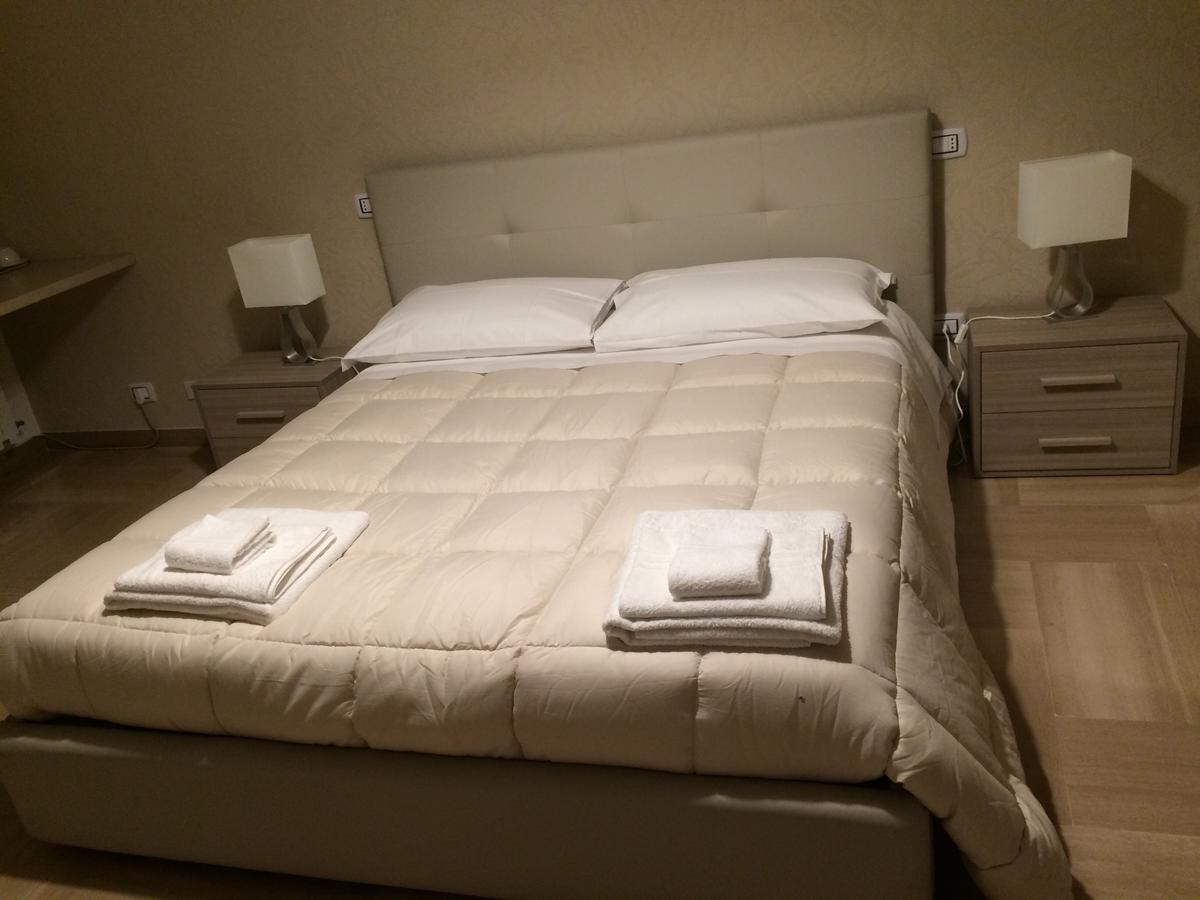Casa Grace 2 Bed & Breakfast บารี ภายนอก รูปภาพ