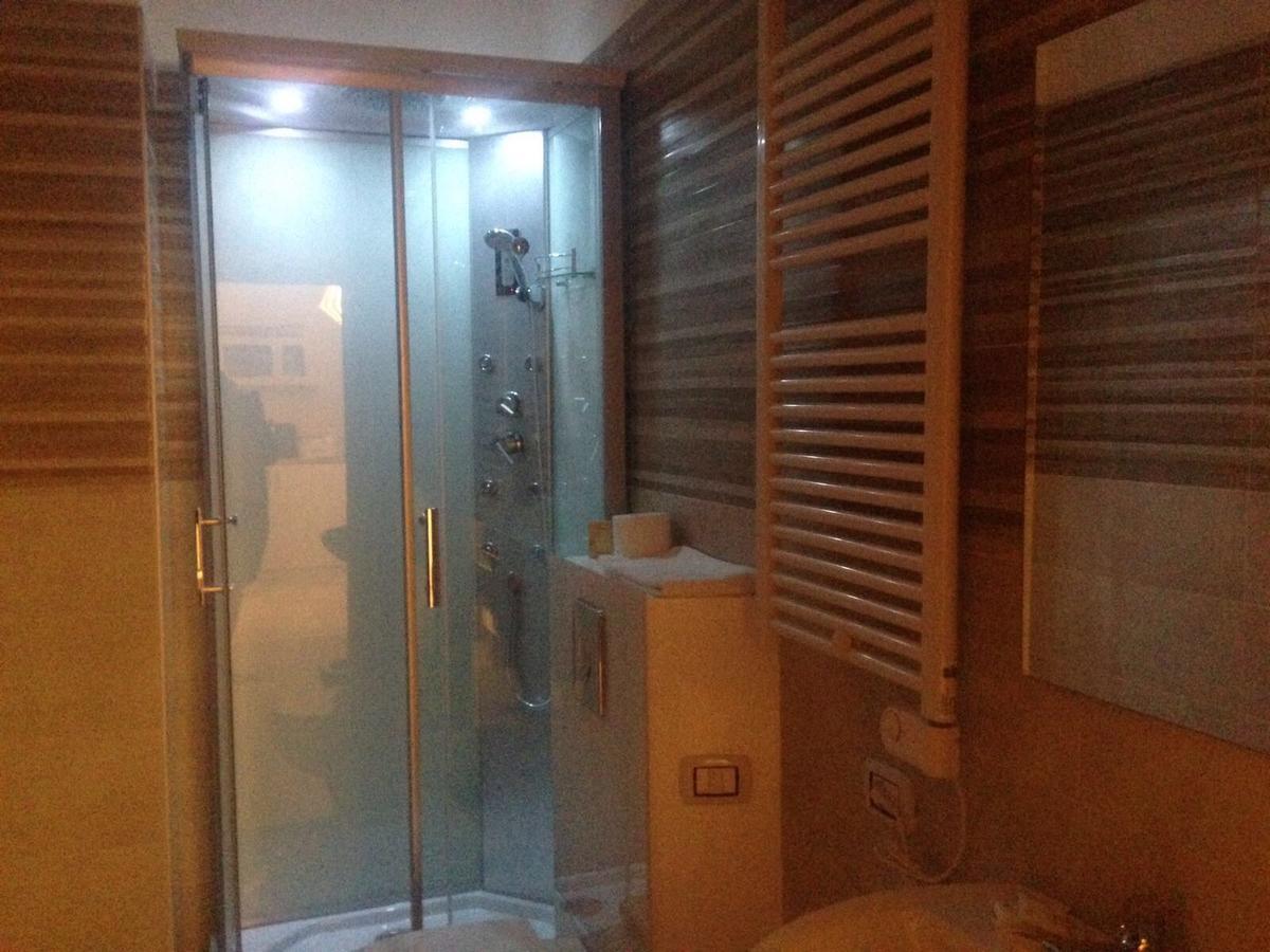 Casa Grace 2 Bed & Breakfast บารี ภายนอก รูปภาพ